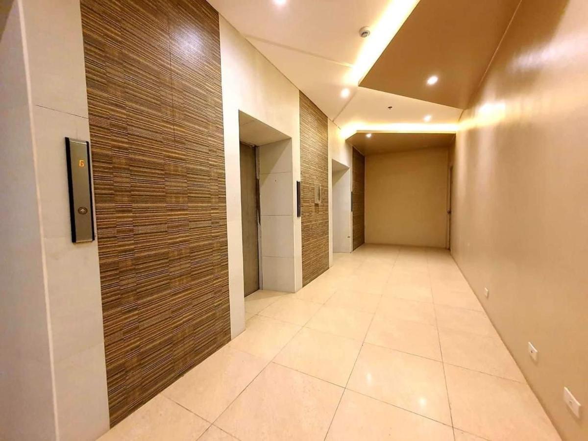 Sunvida Tower Residences Infront Of Sm City Cebu Exteriör bild